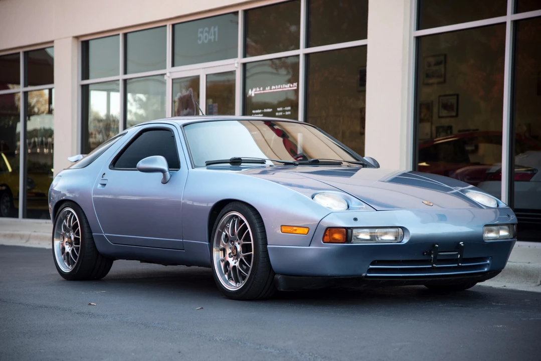 1993 Porsche 928 GTS - Image 11 of 31