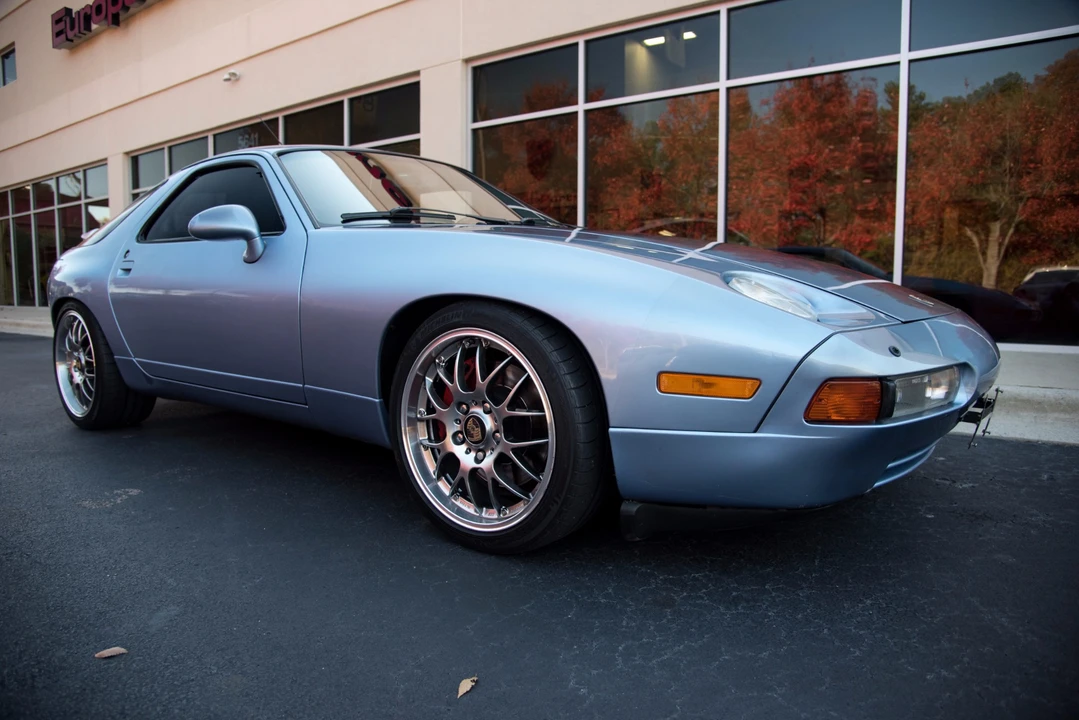 1993 Porsche 928 GTS - Image 10 of 31