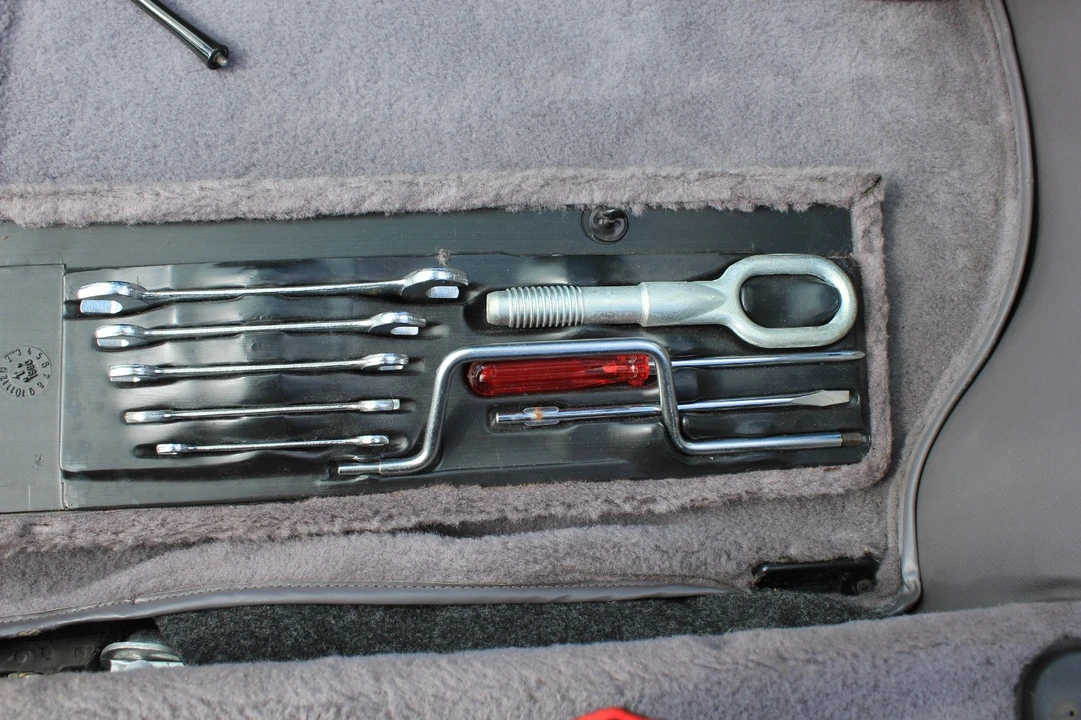 1993 Porsche 928 GTS - Image 7 of 31