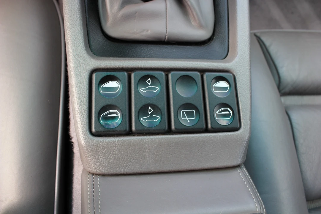 1993 Porsche 928 GTS - Image 16 of 31