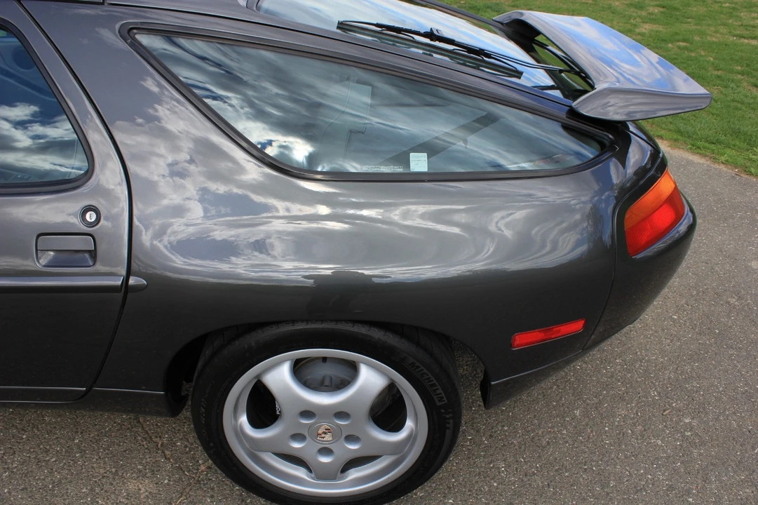 1993 Porsche 928 GTS - Image 19 of 31
