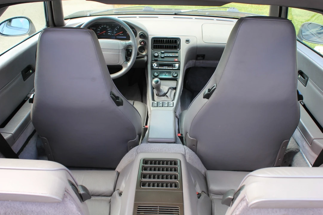 1993 Porsche 928 GTS - Image 8 of 31