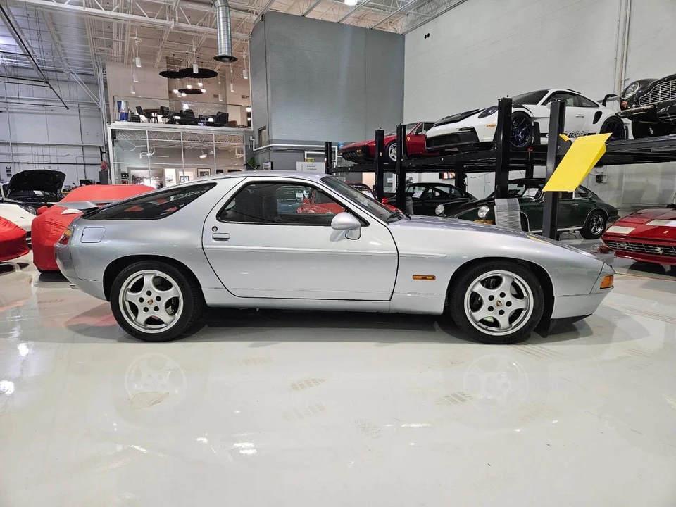 1993 Porsche 928 GTS - Image 8 of 31