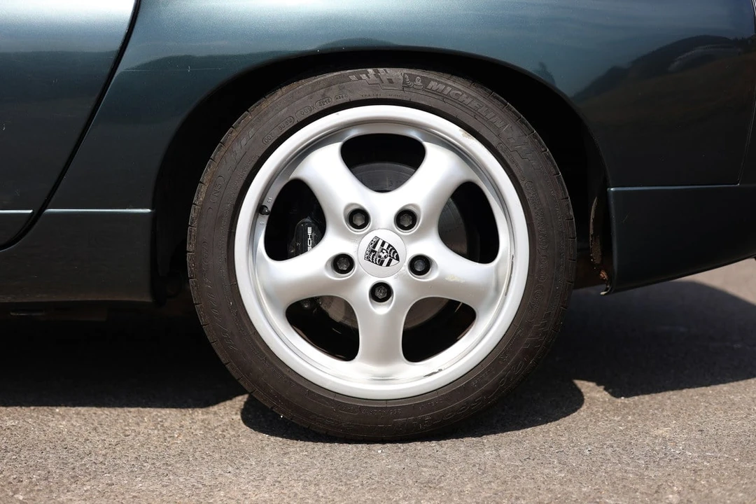 1993 Porsche 928 GTS - Image 16 of 30