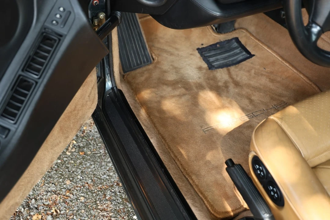 1993 Porsche 928 GTS - Image 26 of 30
