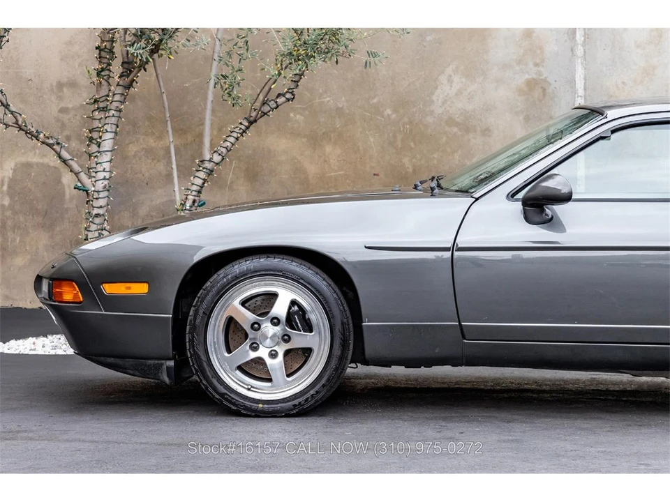 1993 Porsche 928 GTS - Image 12 of 31