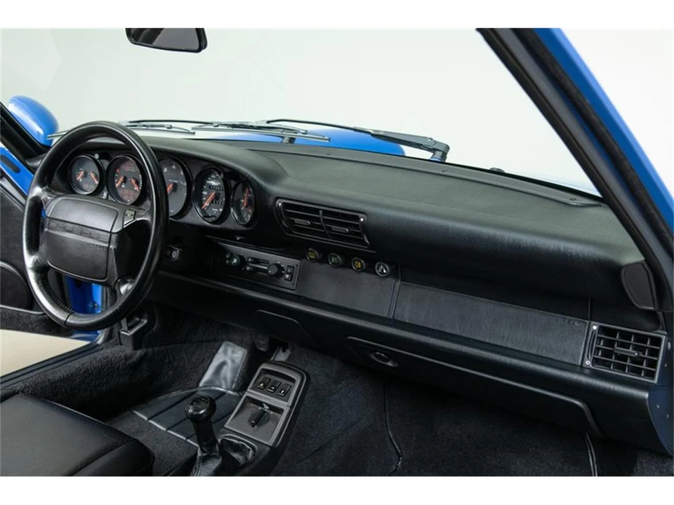1993 Porsche 964 Carrera - Image 24 of 31