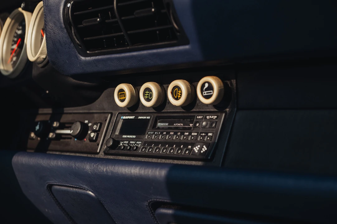 1993 Porsche 964 Carrera - Image 30 of 31