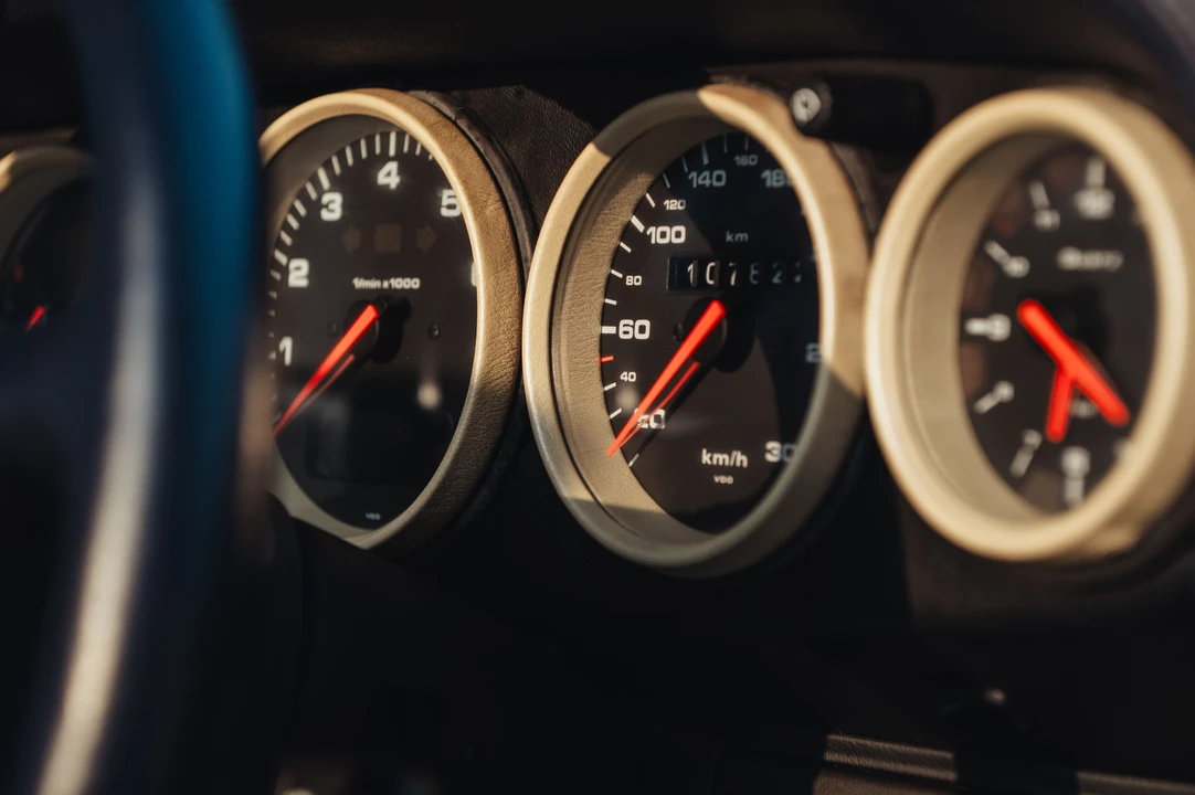 1993 Porsche 964 Carrera - Image 29 of 31