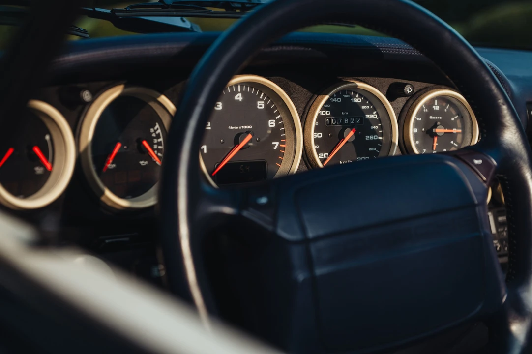1993 Porsche 964 Carrera - Image 24 of 31