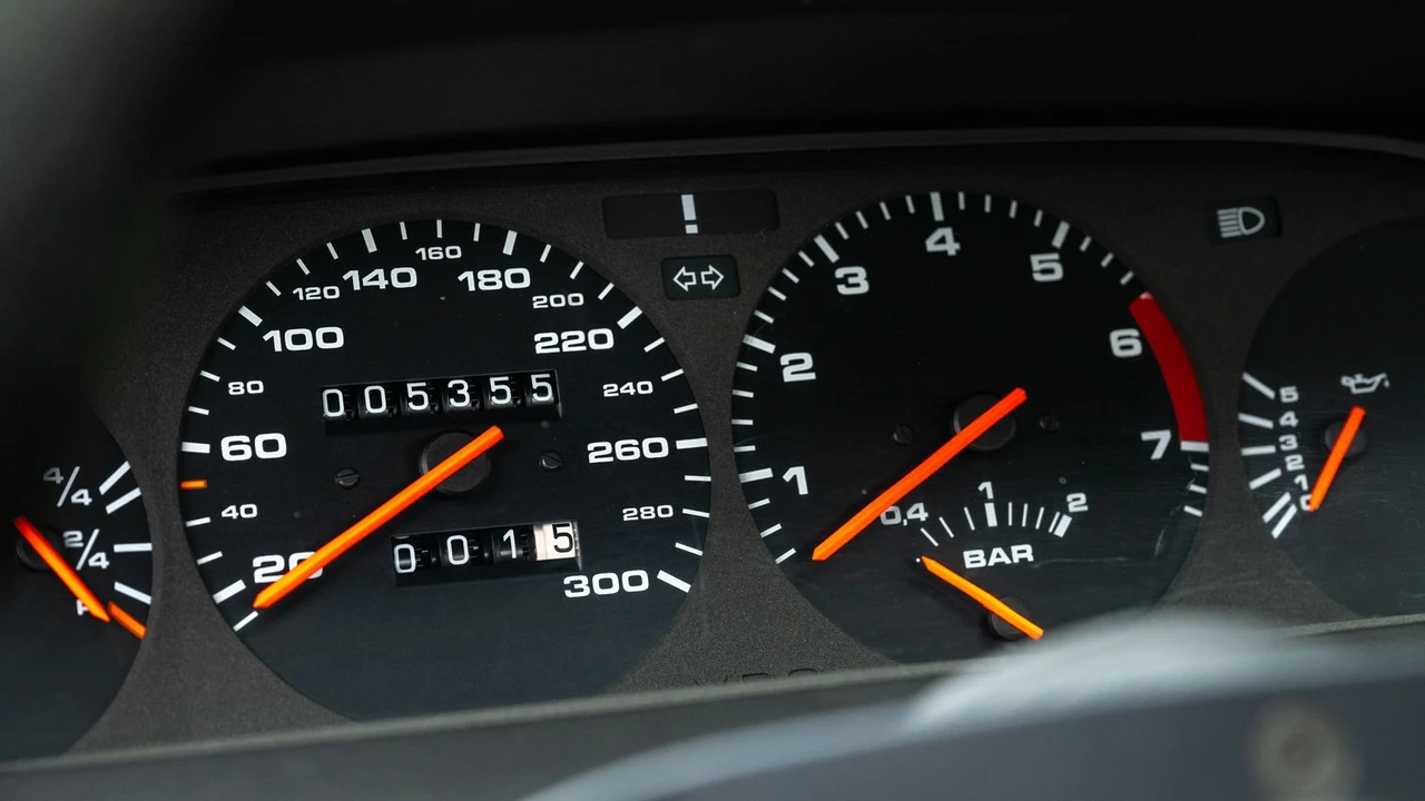 1993 Porsche 968 Turbo S - Image 8 of 31