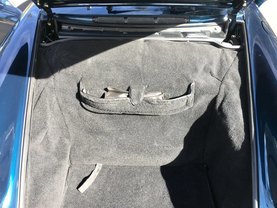 1993 Porsche 964 Carrera 4 - Image 17 of 23