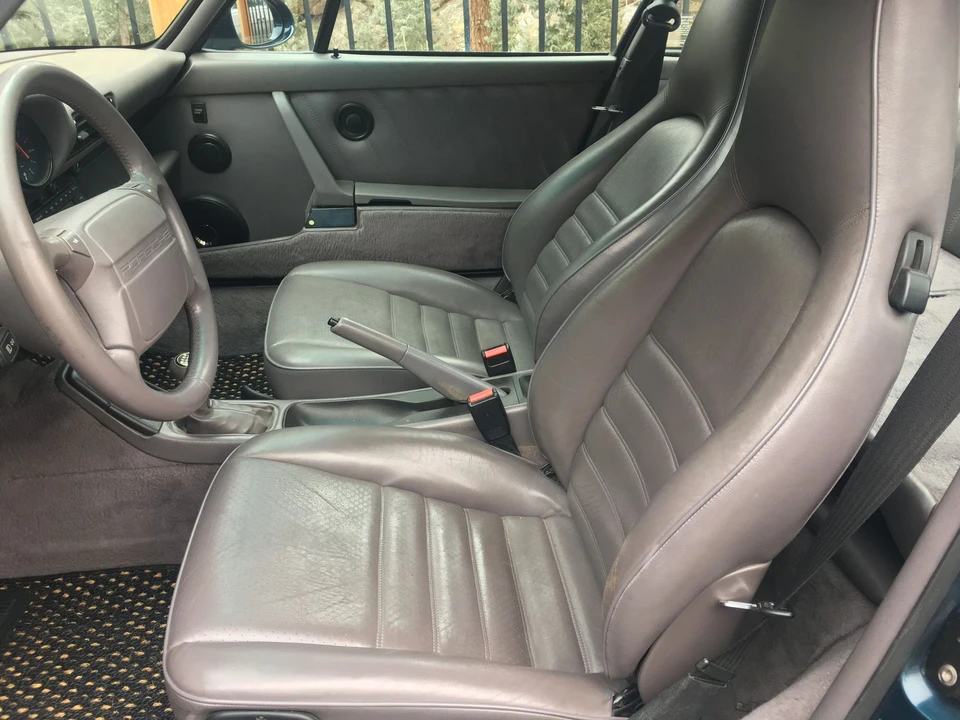 1993 Porsche 964 Carrera 4 - Image 9 of 23