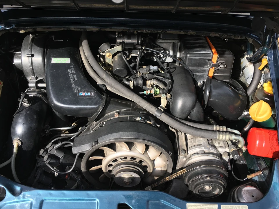 1993 Porsche 964 Carrera 4 - Image 19 of 23