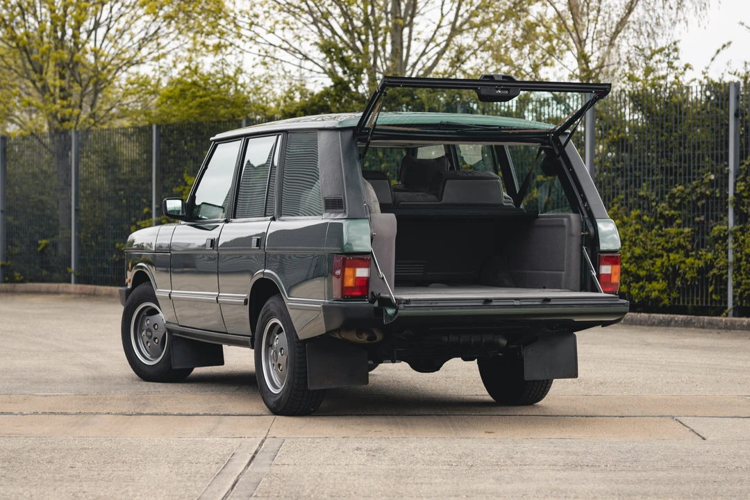 1993 Land Rover Range Rover Classic - Image 14 of 31