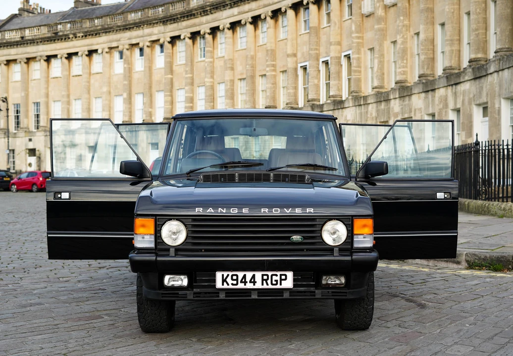 1993 Land Rover Range Rover Classic - Image 11 of 31