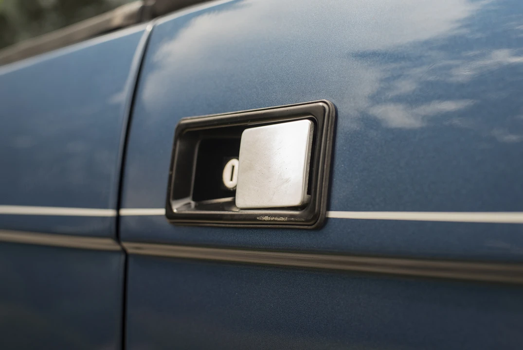 1993 Land Rover Range Rover Classic - Image 29 of 31