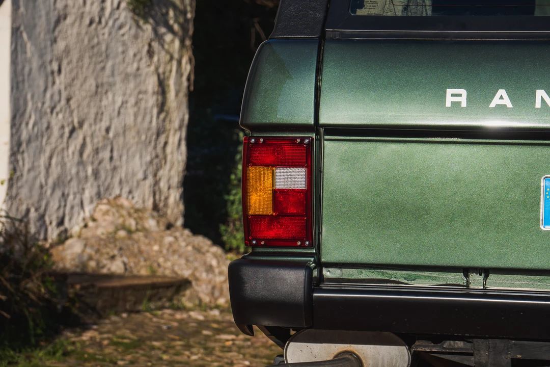 1993 Land Rover Range Rover Classic - Image 11 of 31