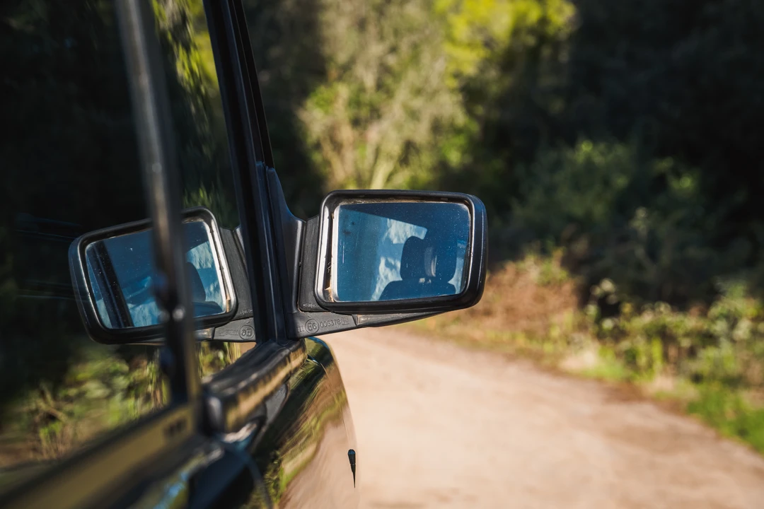 1993 Land Rover Range Rover Classic - Image 13 of 31