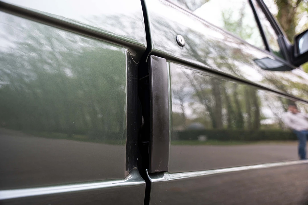 1993 Land Rover Range Rover Classic - Image 11 of 31