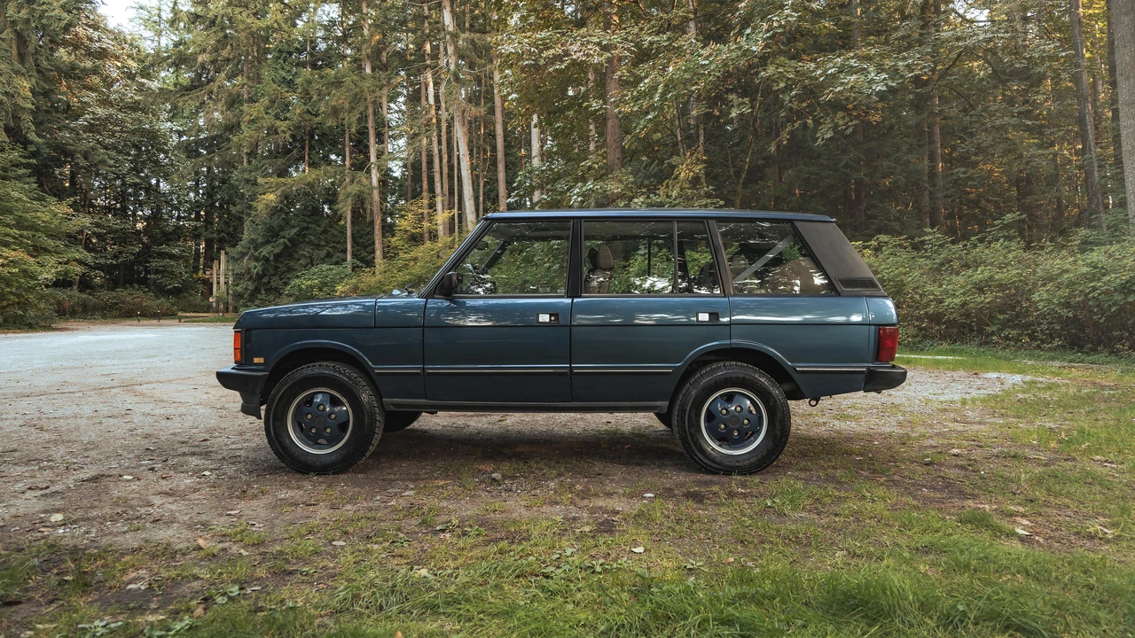1993 Land Rover Range Rover Classic - Image 9 of 31