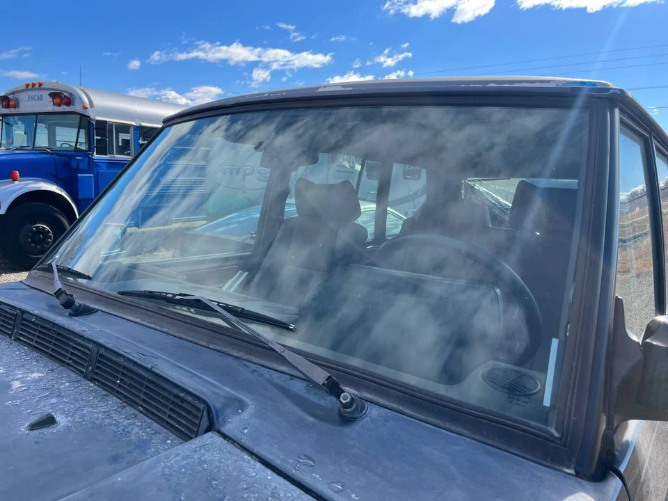 1993 Land Rover Range Rover Classic - Image 18 of 24