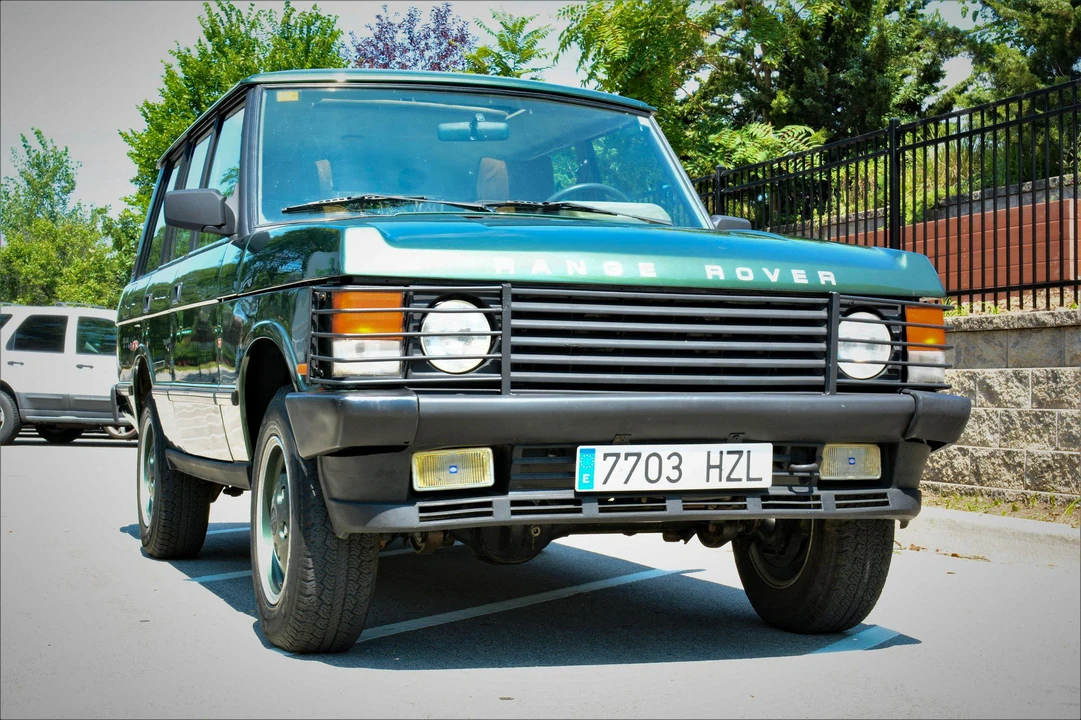 1993 Land Rover Range Rover Classic - Image 14 of 17