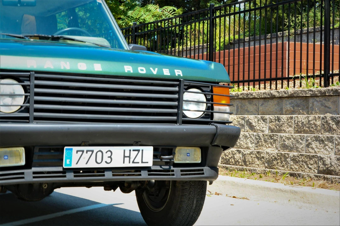 1993 Land Rover Range Rover Classic - Image 17 of 17