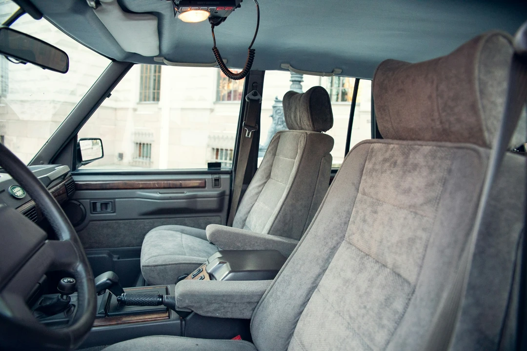 1993 Land Rover Range Rover Classic - Image 5 of 21