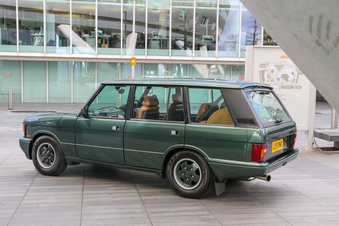 1993 Land Rover Range Rover Classic - Image 9 of 30