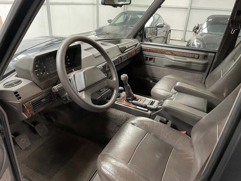1993 Land Rover Range Rover Classic - Image 13 of 30