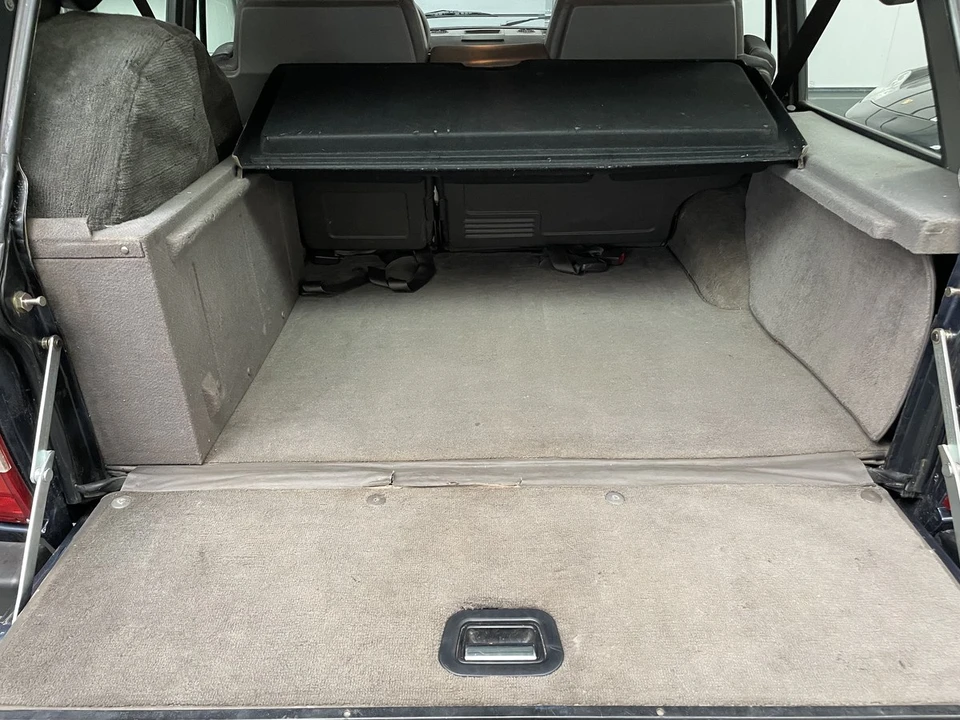 1993 Land Rover Range Rover Classic - Image 21 of 30