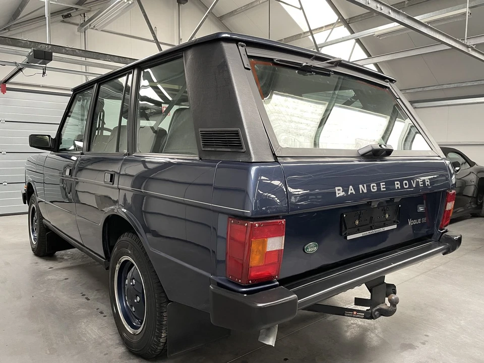1993 Land Rover Range Rover Classic - Image 9 of 30