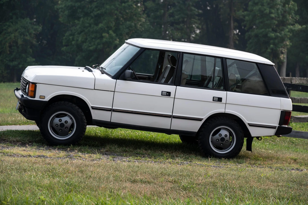 1993 Land Rover Range Rover Classic - Image 8 of 31