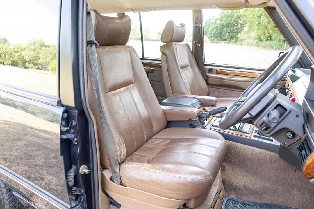 1993 Land Rover Range Rover Classic - Image 15 of 31