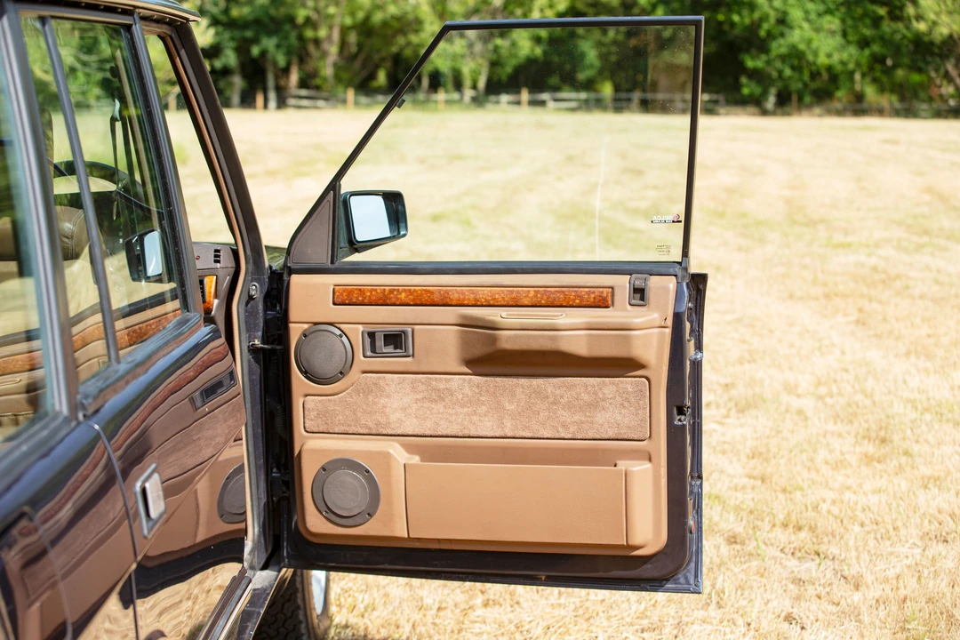 1993 Land Rover Range Rover Classic - Image 29 of 31
