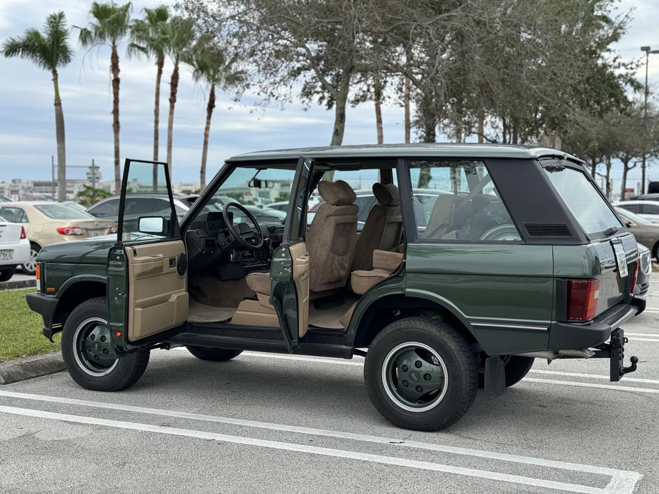 1993 Land Rover Range Rover Classic - Image 9 of 31