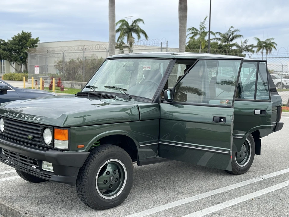 1993 Land Rover Range Rover Classic - Image 8 of 31