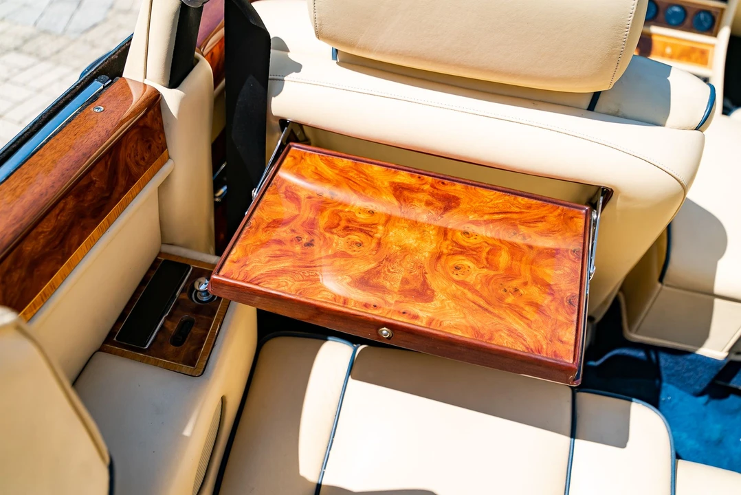 1993 Rolls-Royce Corniche Series IV - Image 24 of 31