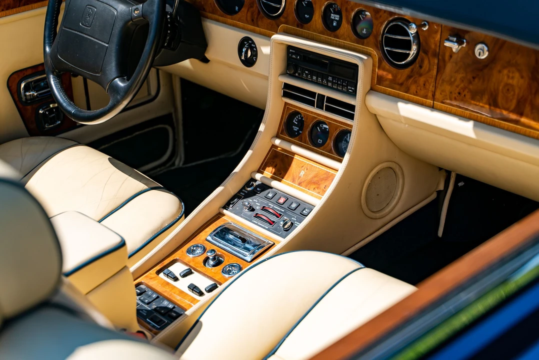 1993 Rolls-Royce Corniche Series IV - Image 21 of 31