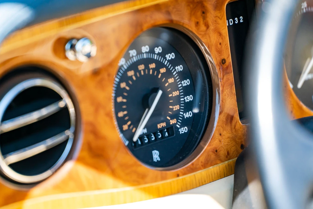 1993 Rolls-Royce Corniche Series IV - Image 30 of 31