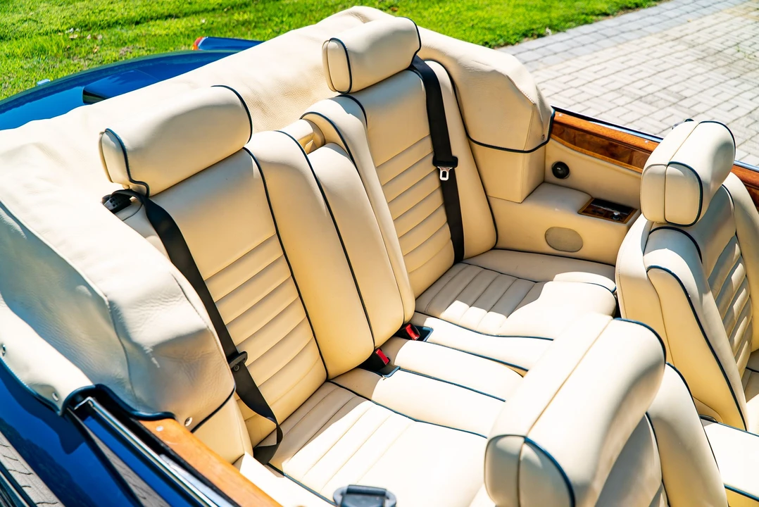 1993 Rolls-Royce Corniche Series IV - Image 23 of 31