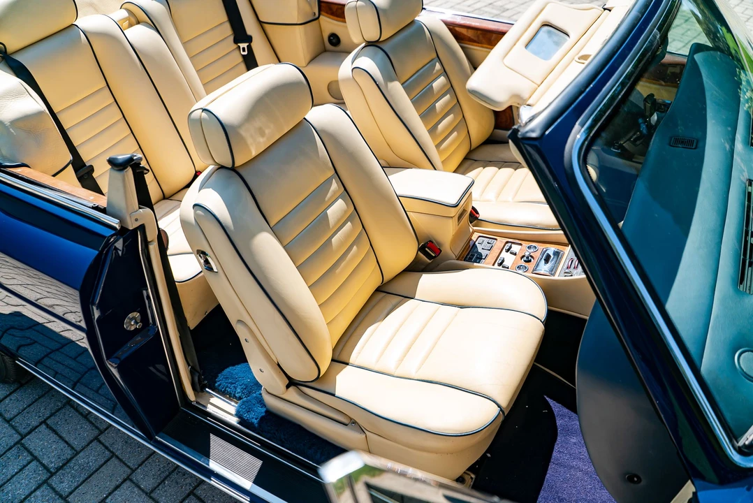 1993 Rolls-Royce Corniche Series IV - Image 17 of 31