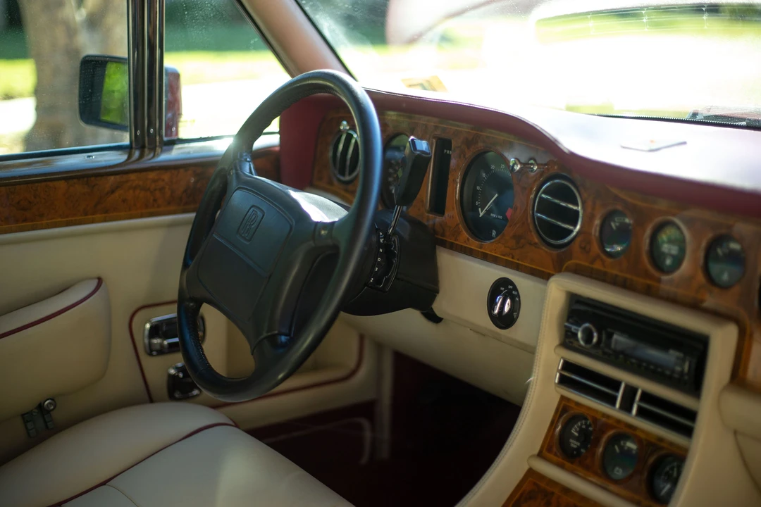 1993 Rolls-Royce Corniche Series IV - Image 4 of 31