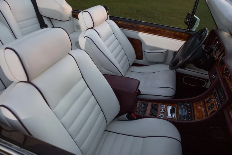 1993 Rolls-Royce Corniche Series IV - Image 6 of 12