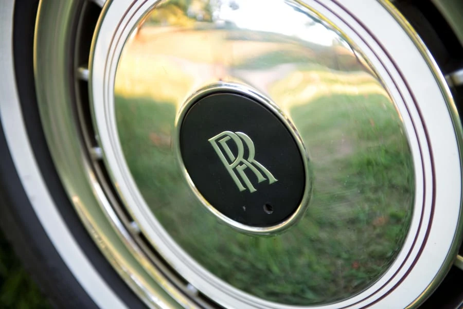1993 Rolls-Royce Corniche Series IV - Image 11 of 12