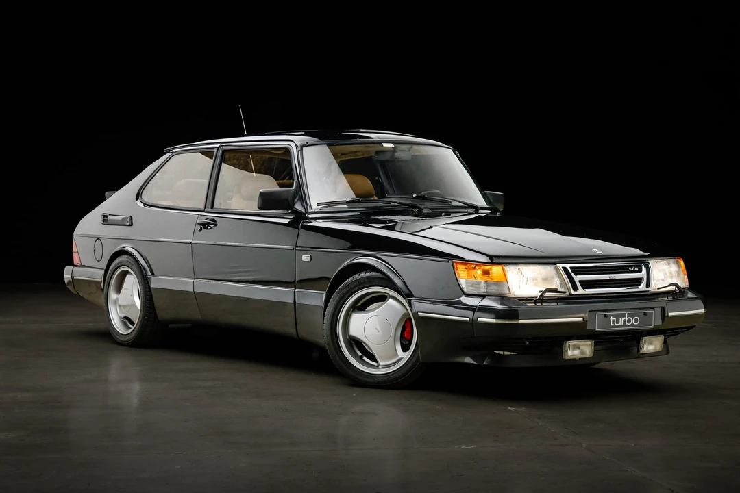 1993 Saab 900 Commemorative Edition 1st Gen - Image 15 of 31