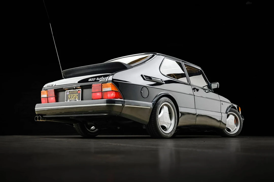 1993 Saab 900 Commemorative Edition 1st Gen - Image 21 of 31