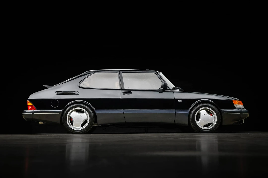 1993 Saab 900 Commemorative Edition 1st Gen - Image 18 of 31