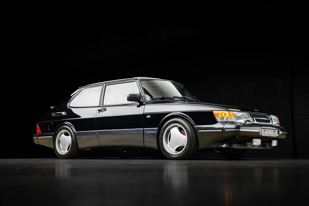 1993 Saab 900 Commemorative Edition 1st Gen - Image 16 of 31